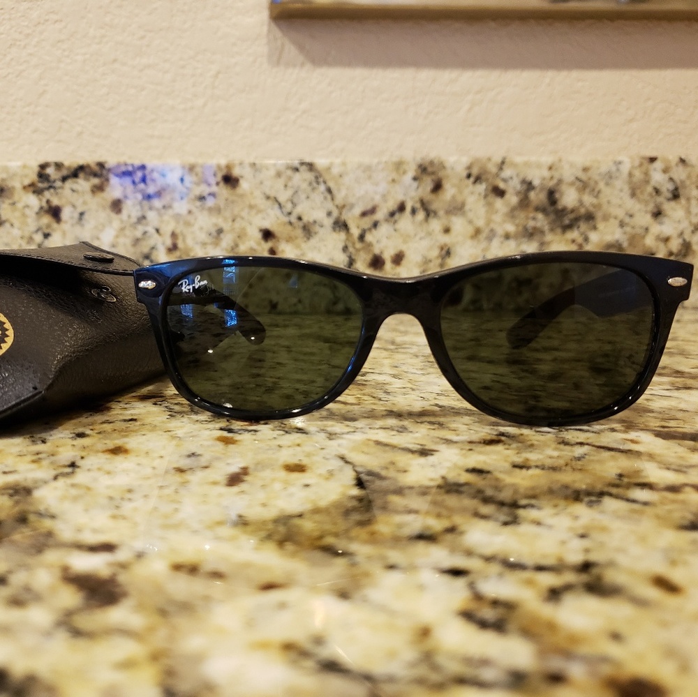 Ray Ban wayfarer sunglasses